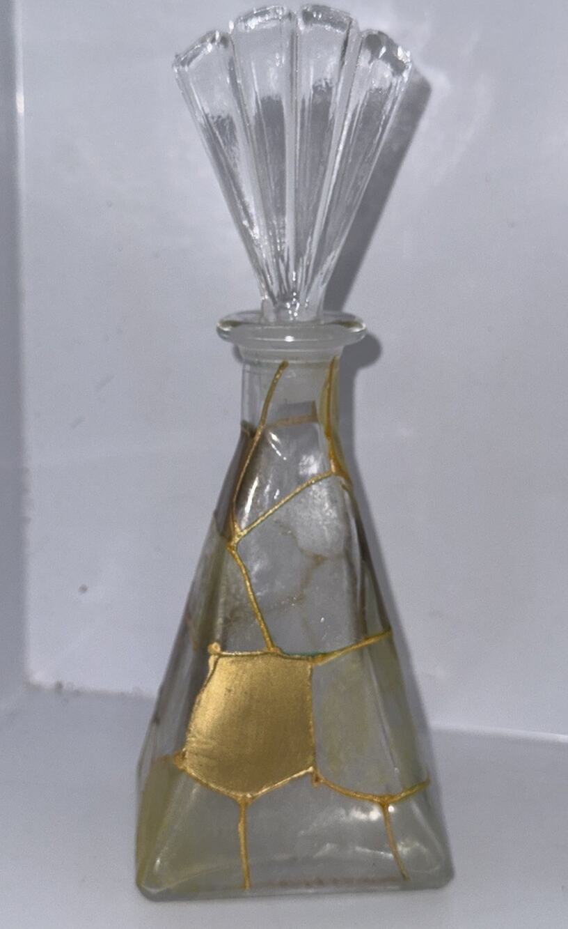 Rare Vintage Royal Limited Crystal Perfume Bottle Hand Painted Gold in Italy 7”